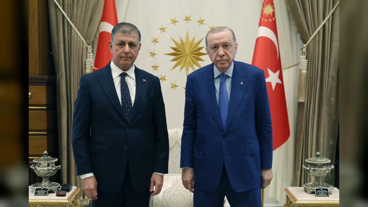 Cumhurbaşkanı Erdoğan, Bağımsız İzmir Büyükşehir Belediye Başkanı Cemil Tugay'ı Külliye'de Kabul Etti