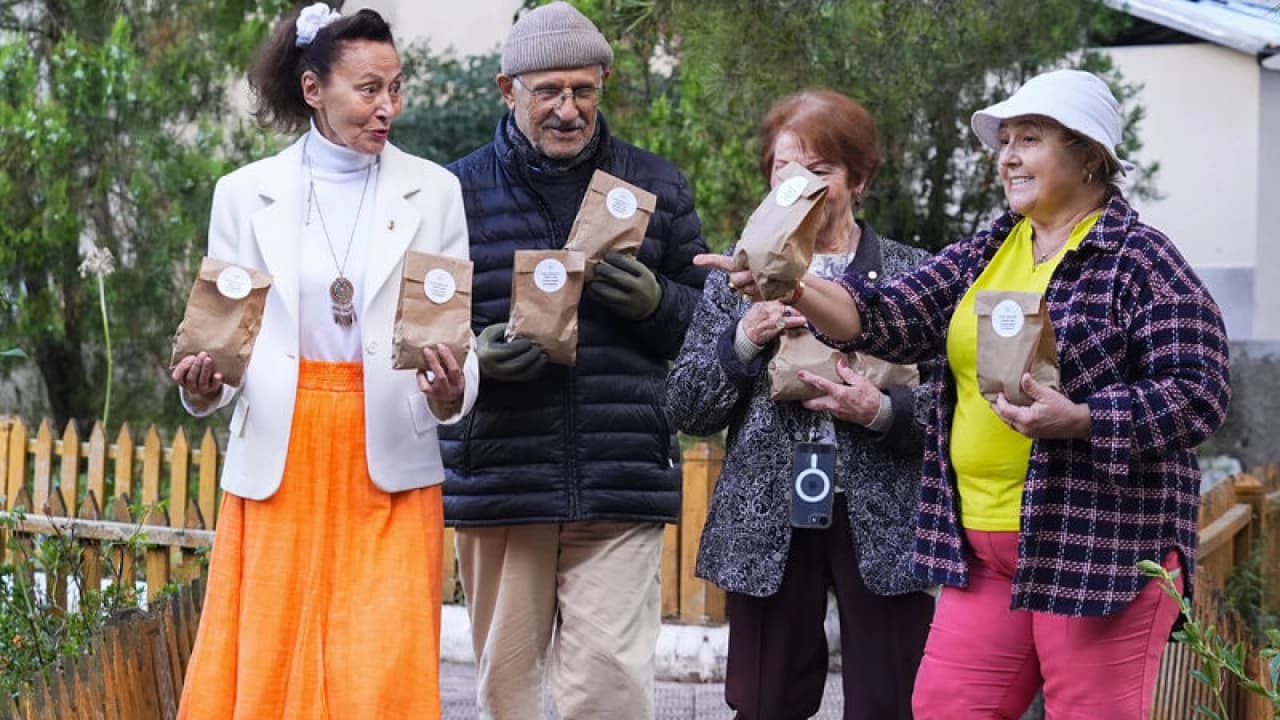 Etiler Huzurevi'nde Sıfır Atık Projesi ile Mutfak Atıkları Gübreye Dönüşüyor