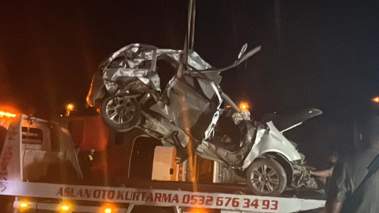 Gaziantep'teki otobüs ve otomobil kazasında can kaybı 8'e çıktı