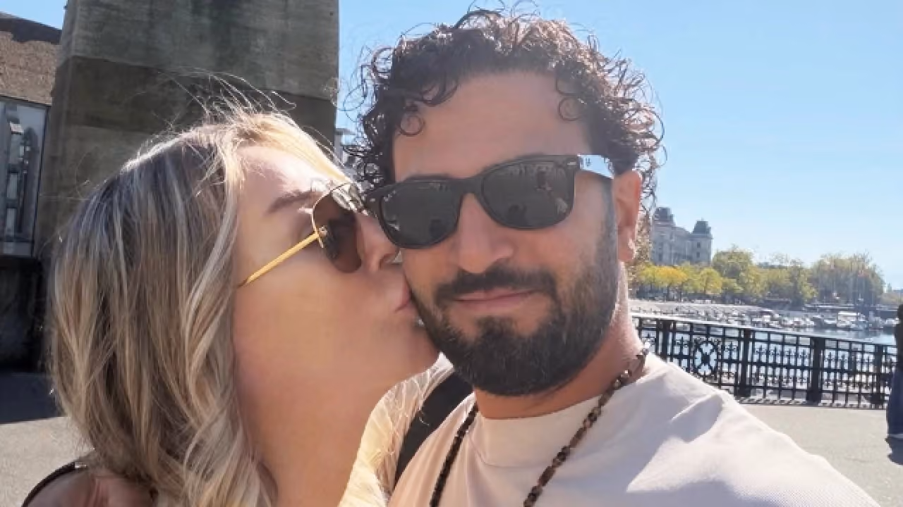 Seda Sayan ve Çağlar Ökten İsviçre'de Aşka Geldi: Zürih Sokaklarından Romantik Paylaşım