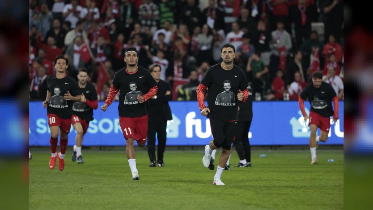 A Milli Futbol Takımı'nda Belçika Maçı Öncesi Can Uzun Şoku