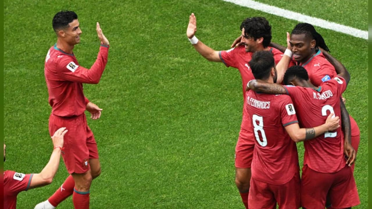 Rafael Leao, Cristiano Ronaldo'nun 7 Numaralı Formasını Devraldı