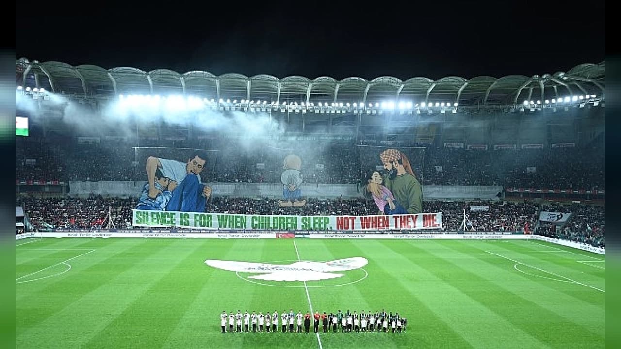 TÜMOSAN Konyaspor ile Filistin Milli Takımı Konya'da dostluk maçında karşılaştı