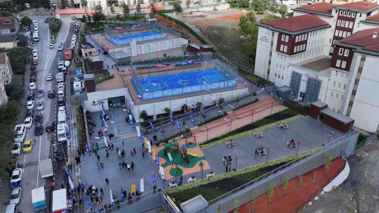 Üsküdar'da 1 Milyar Liralık Dev Yatırım: Halet Çambel Spor Kompleksi Açıldı