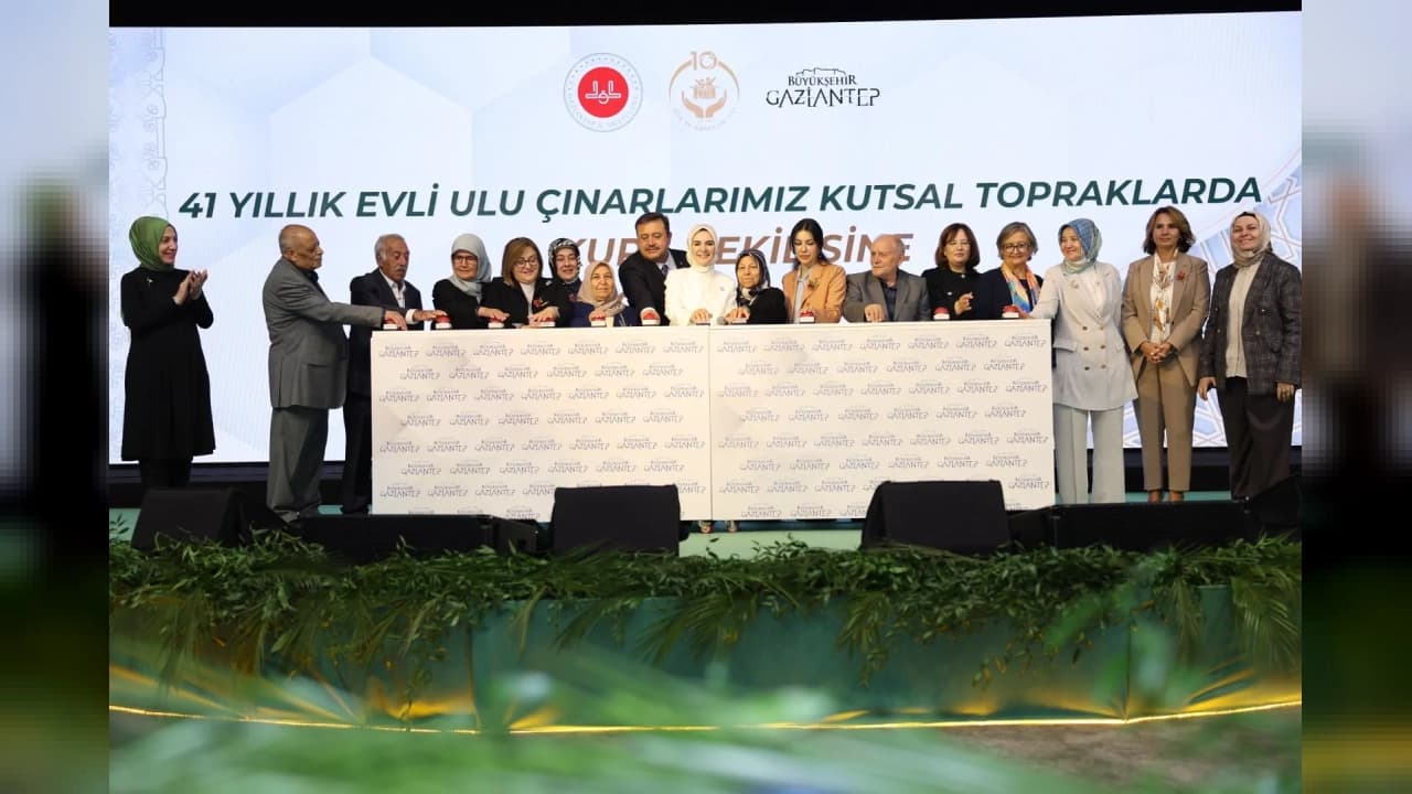 Gaziantep'te 41 Yıl Evli Çiftler Umre İçin Kura Çekti