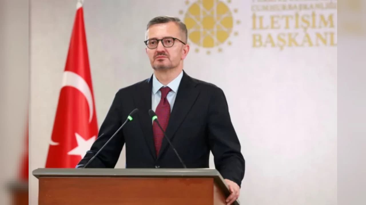 İletişim Başkanı Burhanettin Duran'dan Mescid-i Nebevî'ye Yönelik Saldırıya Kınama