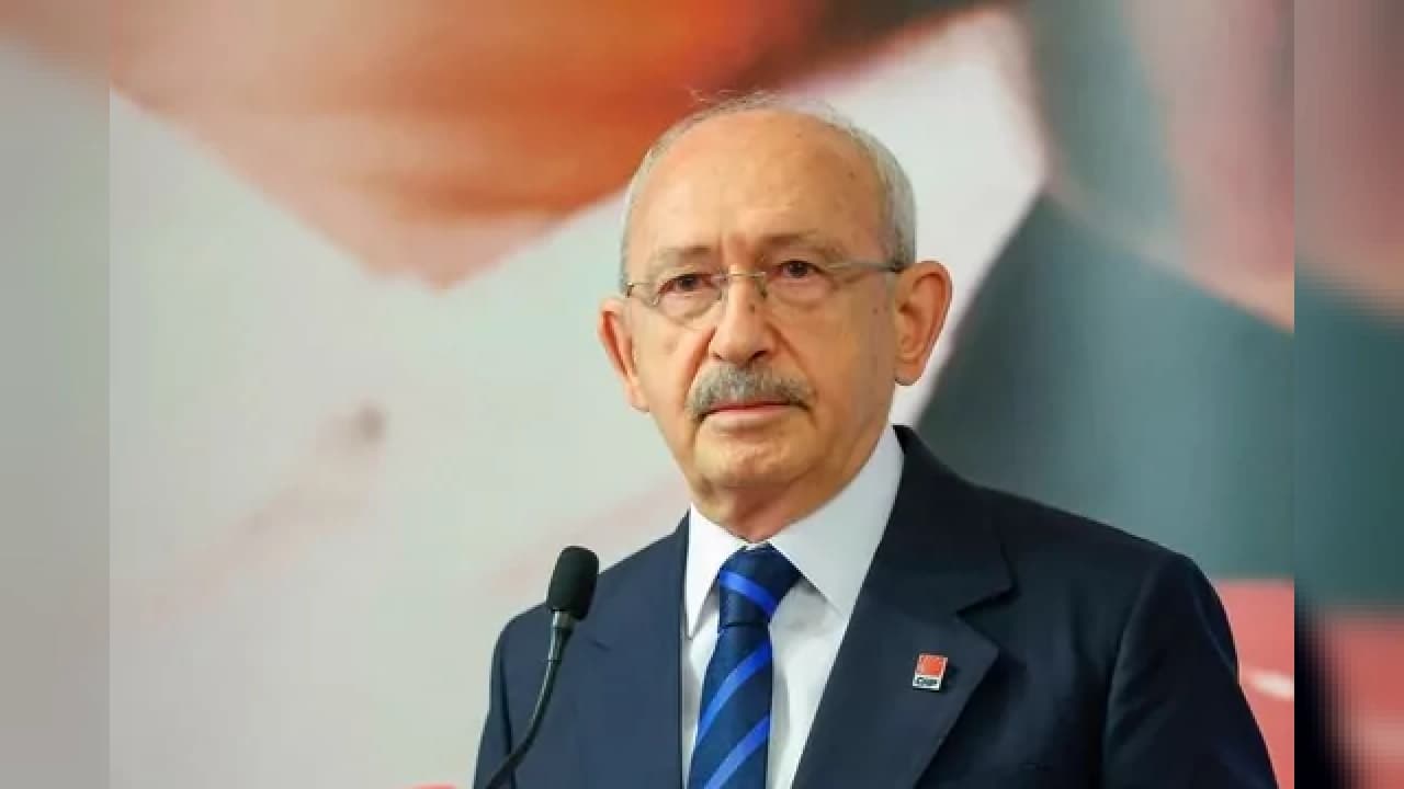 Kılıçdaroğlu'ndan Mersin'deki Belediye Operasyonuna ve Vahap Seçer'in Gözaltına Alınmasına Sert Tepki