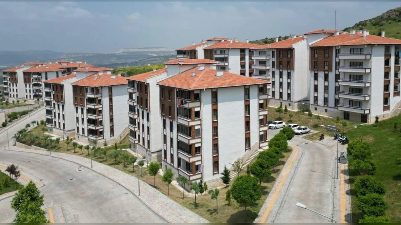 Ticaret Bakanlığı'ndan Taşınmaz Satışlarında Güvenli Ödeme Sistemi İçin Ertelenme Kararı