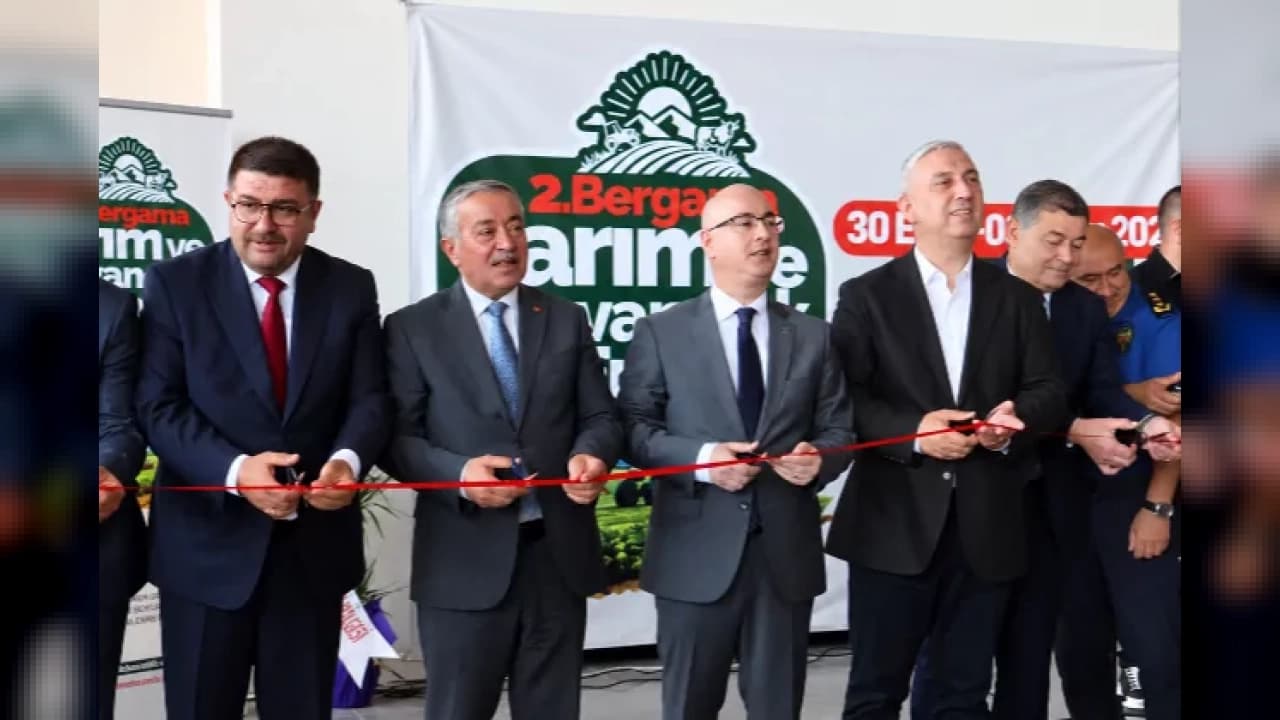 2. Bergama Tarım ve Hayvancılık Fuarı Kapılarını Açtı: Üretici Sorunları ve Yeni Teknolojiler Gündemde
