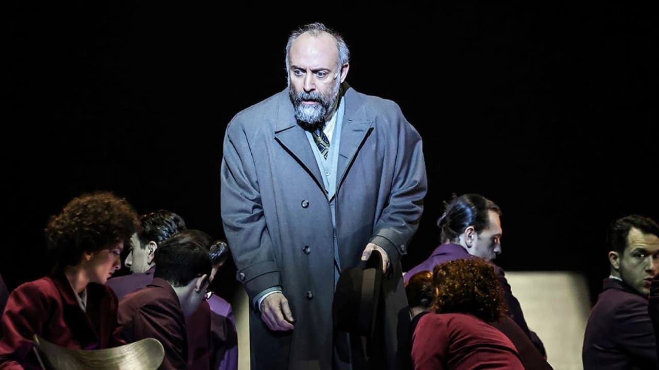 Halit Ergenç ve Zerrin Tekindor'lu 'Satıcının Ölümü' Zorlu PSM'de Sahneleniyor