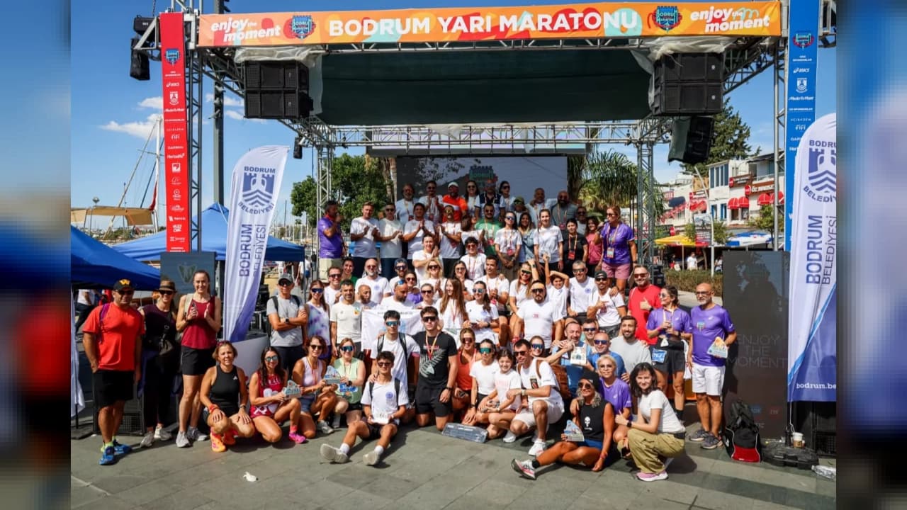 9. Uluslararası Bodrum Yarı Maratonu 23 Ülkeden 2.500 Sporcunun Katılımıyla Tamamlandı