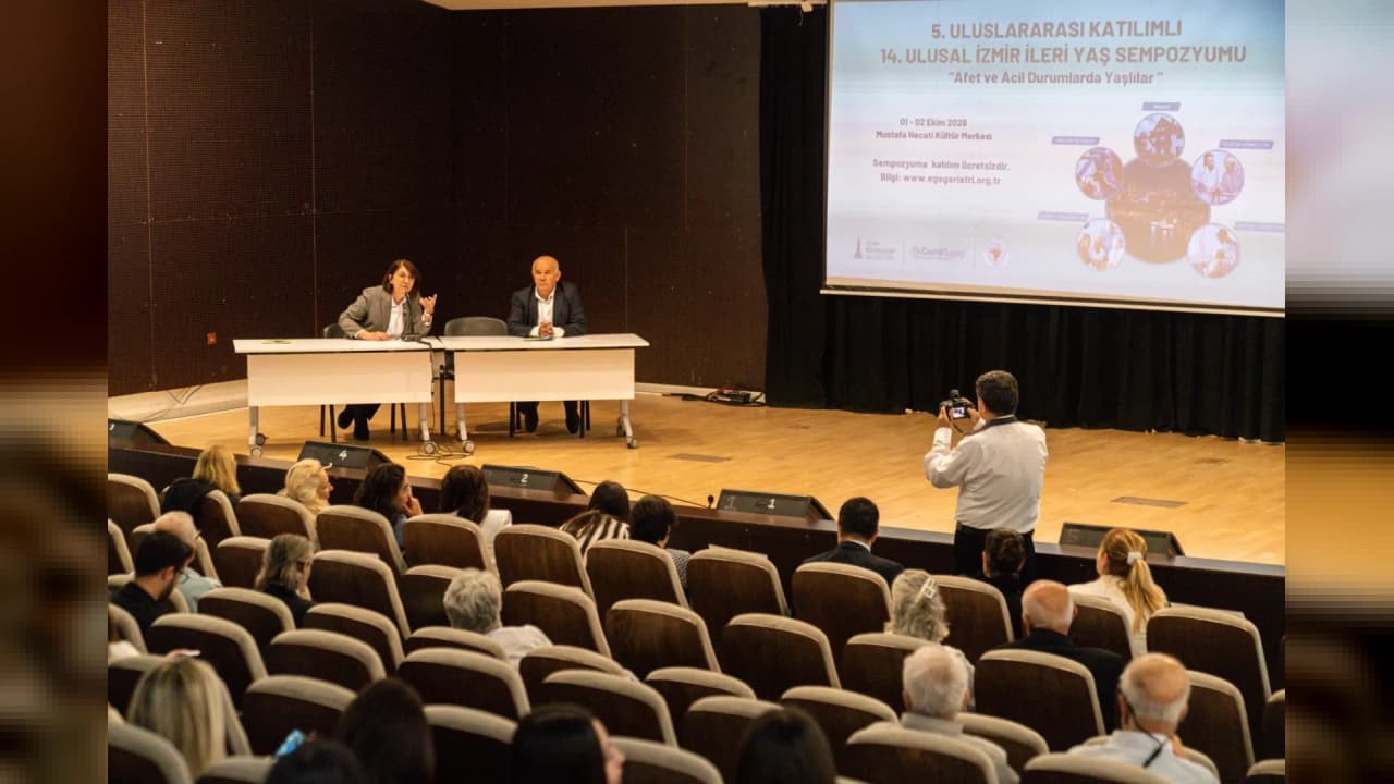 İzmir'de İleri Yaş Sempozyumu Sonuç Bildirgesi Yayımlandı