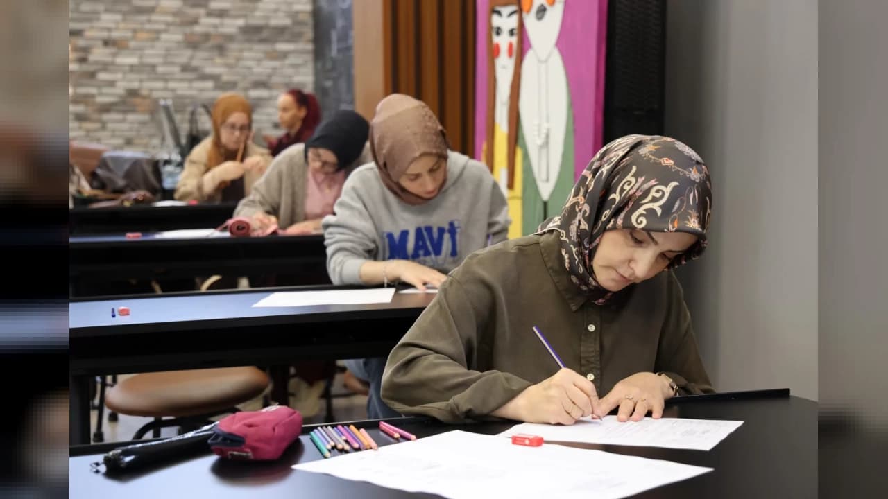 Kocaeli Büyükşehir Belediyesi Moda Akademisi Sınav Heyecanı Başladı