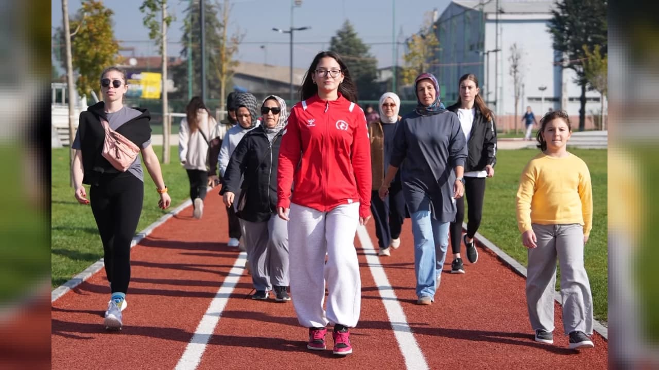 Düzce'de Anneler İçin Spor Projesi: Merkez Park'ta İlk Etkinlik Gerçekleşti