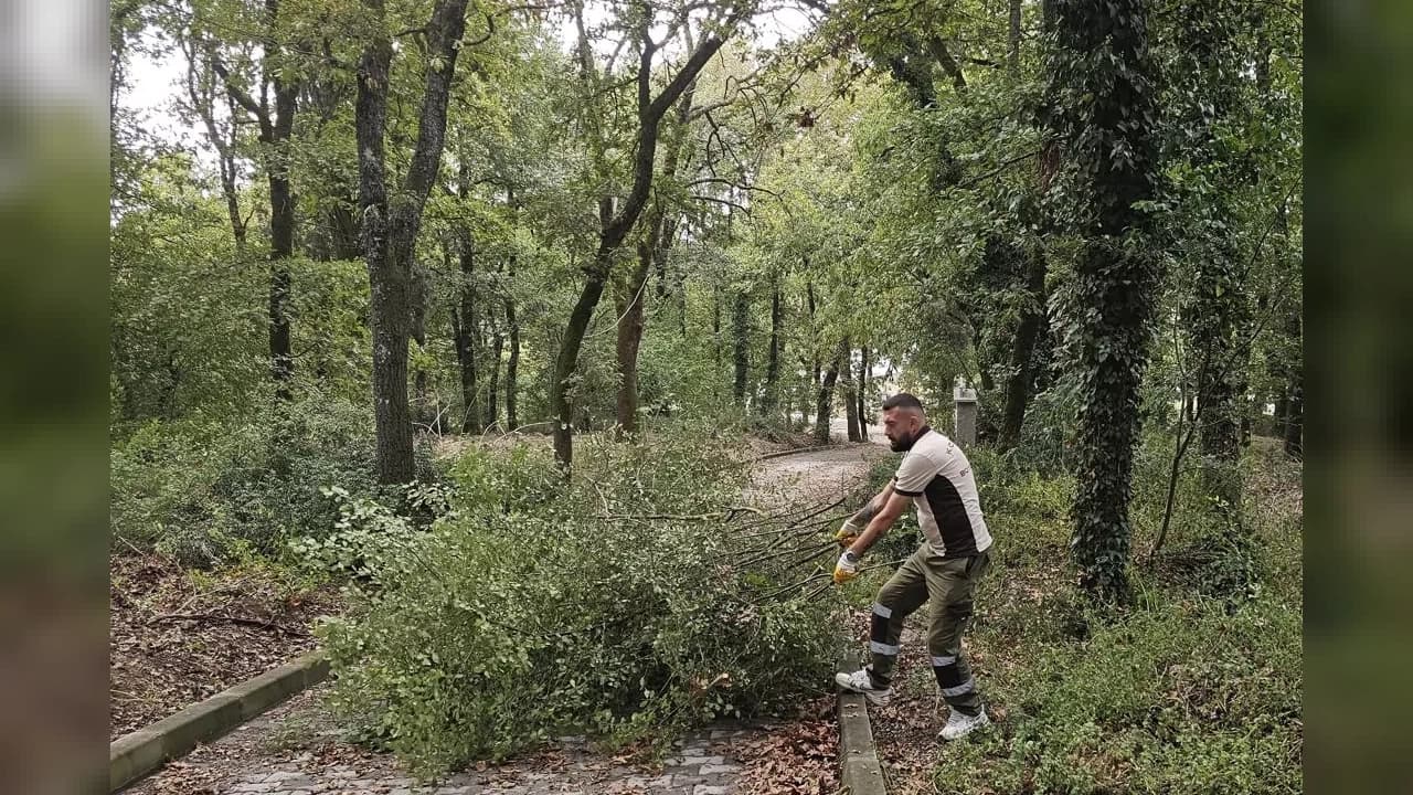 Kocaeli Büyükşehir Belediyesi Gebze'deki Kırsal Mahalle Mezarlıklarını Yeniliyor