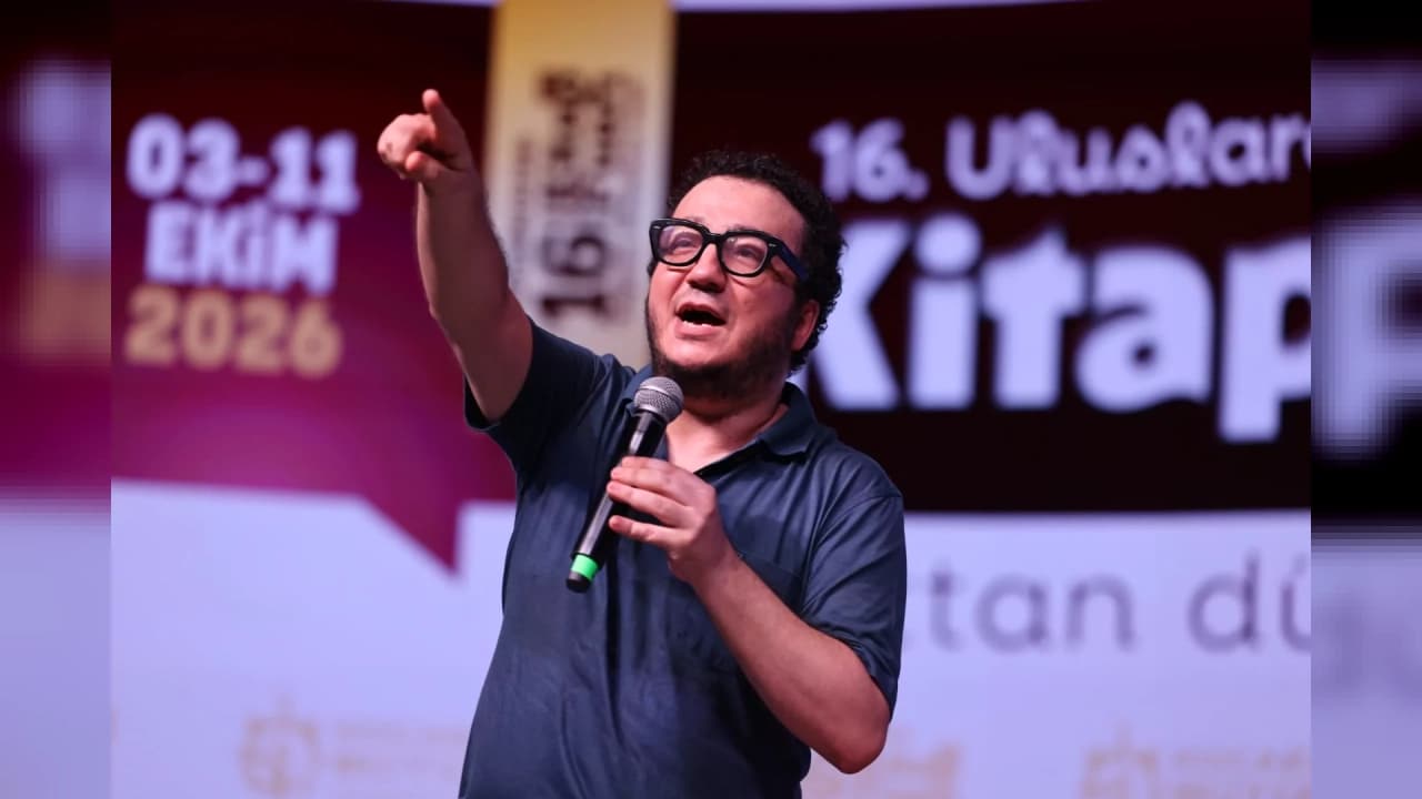 Oytun Erbaş'tan Kocaeli Kitap Fuarı'nda Hayat ve Disiplin Vurgusu