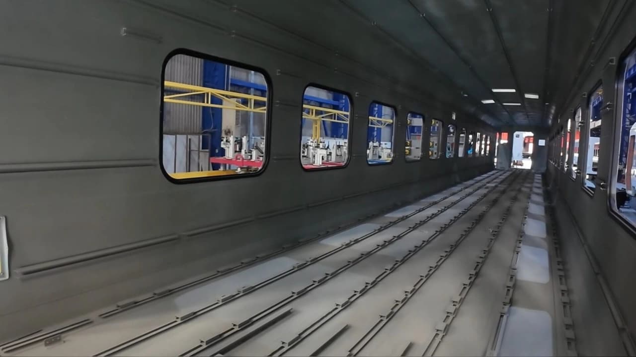 Ulaştırma Bakanı Uraloğlu'ndan Milli Hızlı Tren Açıklaması