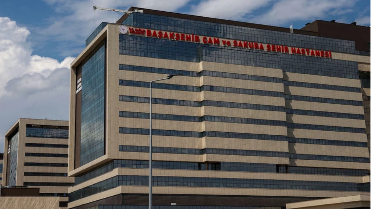 İstanbul'da ortaokulda bıçaklı kavga: 5 öğrenci yaralandı