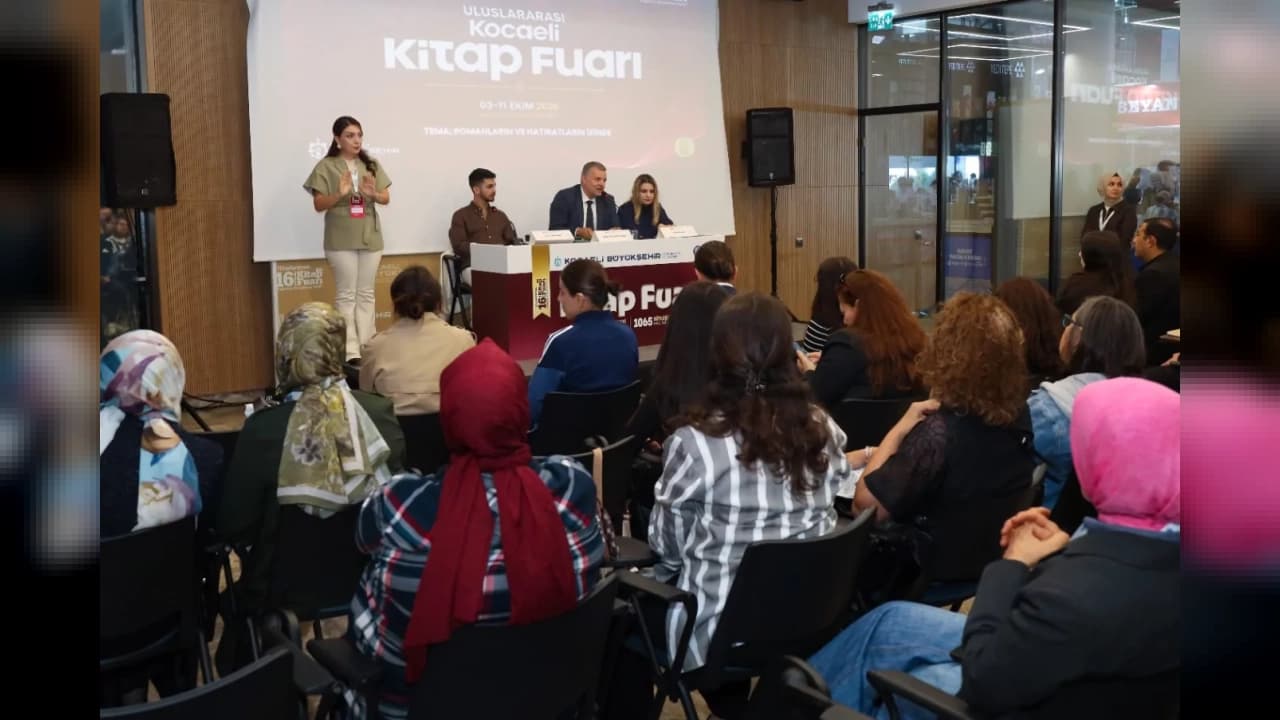 16. Kocaeli Kitap Fuarı'nda Spor Kenti Kocaeli Kitabı Tanıtıldı