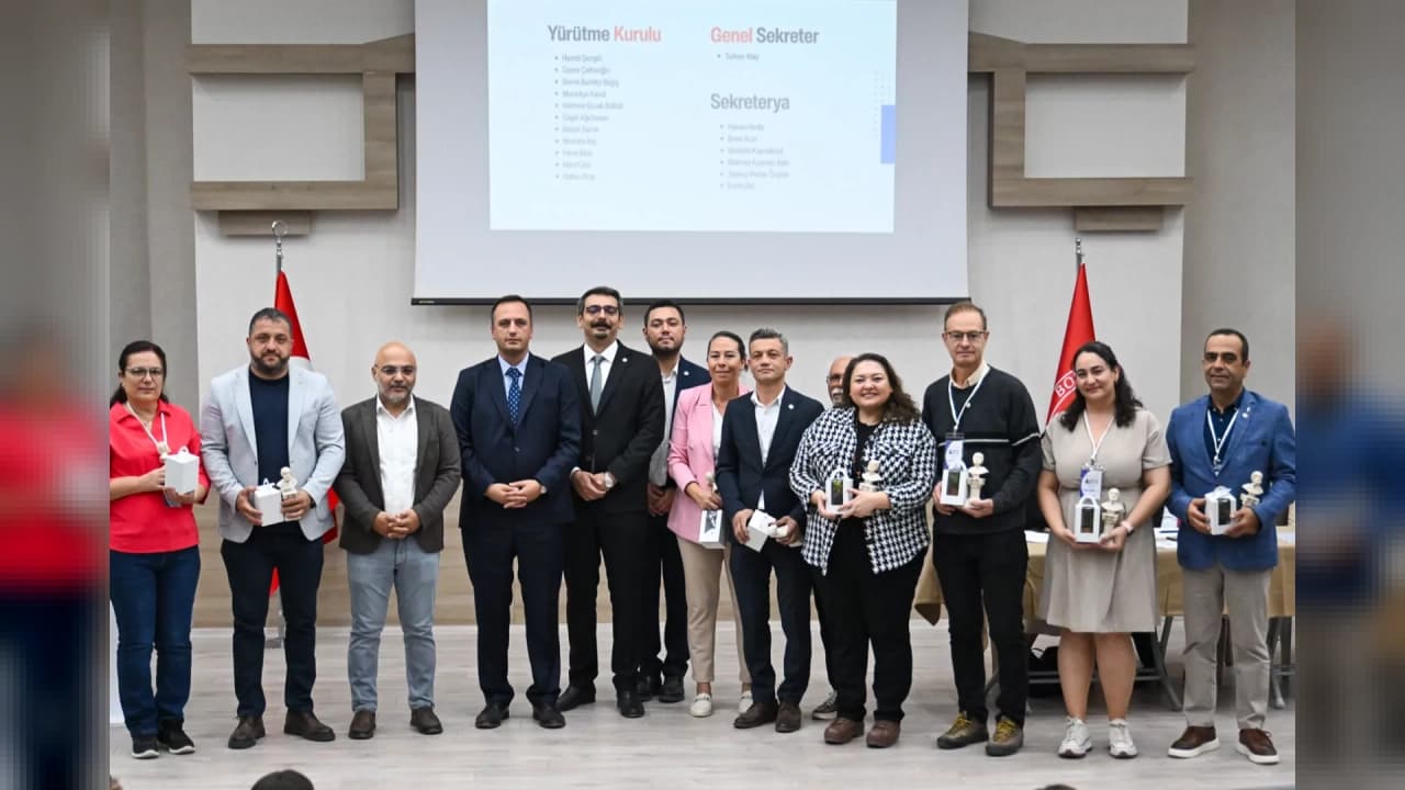 Doğan Baran Mengüş Bornova Kent Konseyi Başkanlığına Seçildi