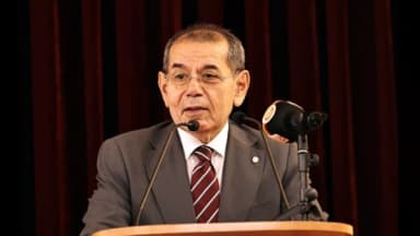 Dursun Özbek'ten Taç Spor ve Kupa Açıklaması
