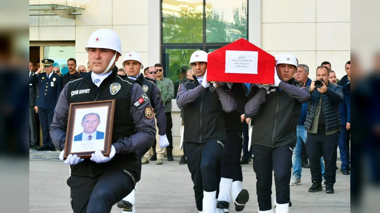 Şehit Polis Ahmet Türkoğlu Ankara'da Son Yolculuğuna Uğurlandı