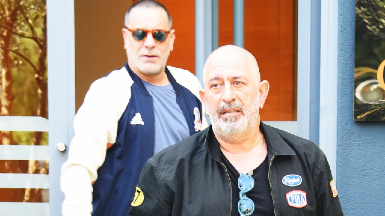 Cem Yılmaz ve Ozan Güven Levent'te Görüntülendi