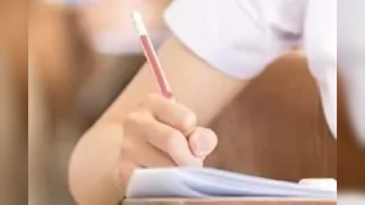 Denizli'de Sosyal Yardım Alanlara KPSS Ücret Desteği Ödemeleri Yapıldı