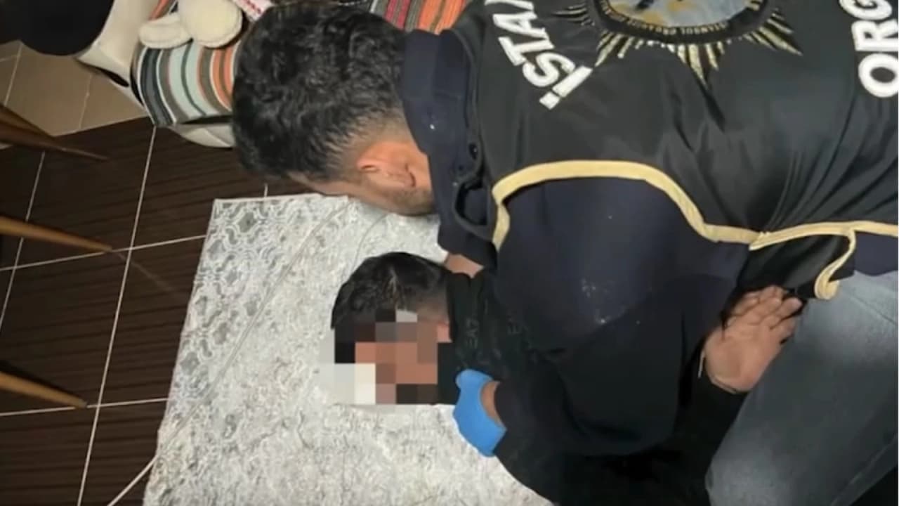 8 ilde "Arap Emrah" suç örgütüne operasyon: 34 gözaltı