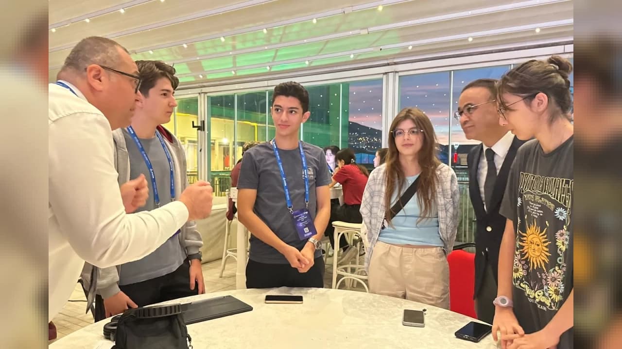 Dr. Ömer Yahşi ETKİM Genç Tekno Girişim Kampı'nı ziyaret etti