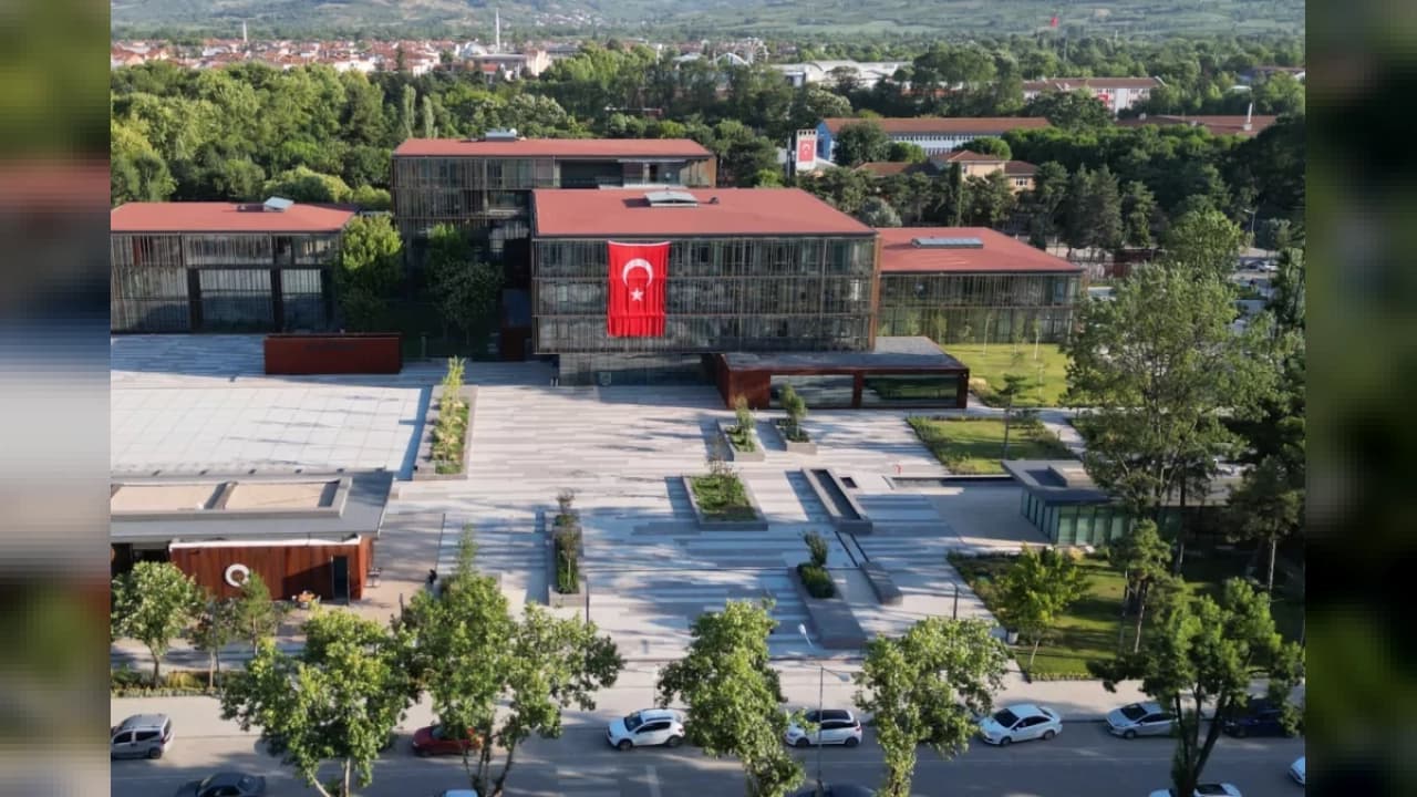 İnegöl Belediyesi’nin 2021-2026 denetim raporu mecliste paylaşıldı