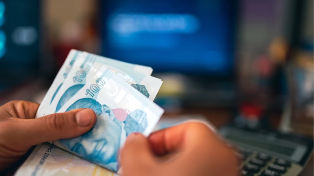 Üç Aylık Enflasyon Yüzde 5,57 Oldu Emekli Zammı Netleşiyor