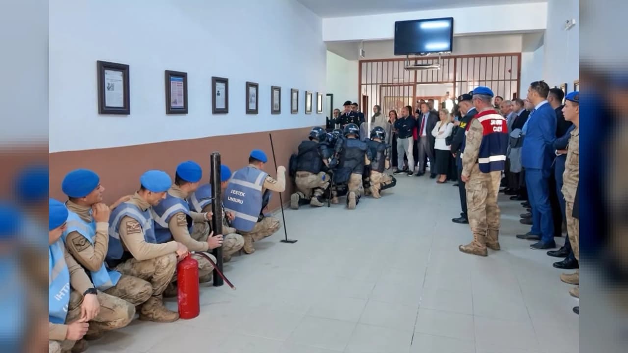 Çanakkale'de Ceza İnfaz Koruma Hizmetleri Kursu Düzenlendi