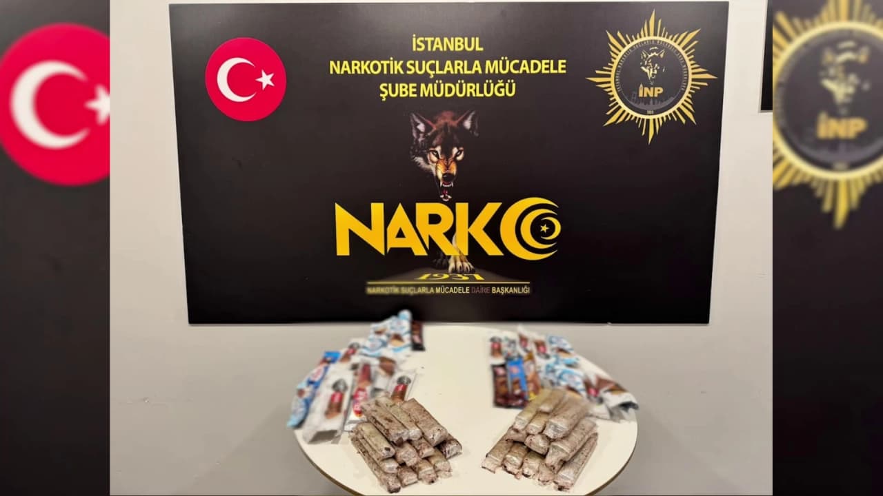 İstanbul Havalimanı'nda çikolataya gizlenen uyuşturucu yakalandı