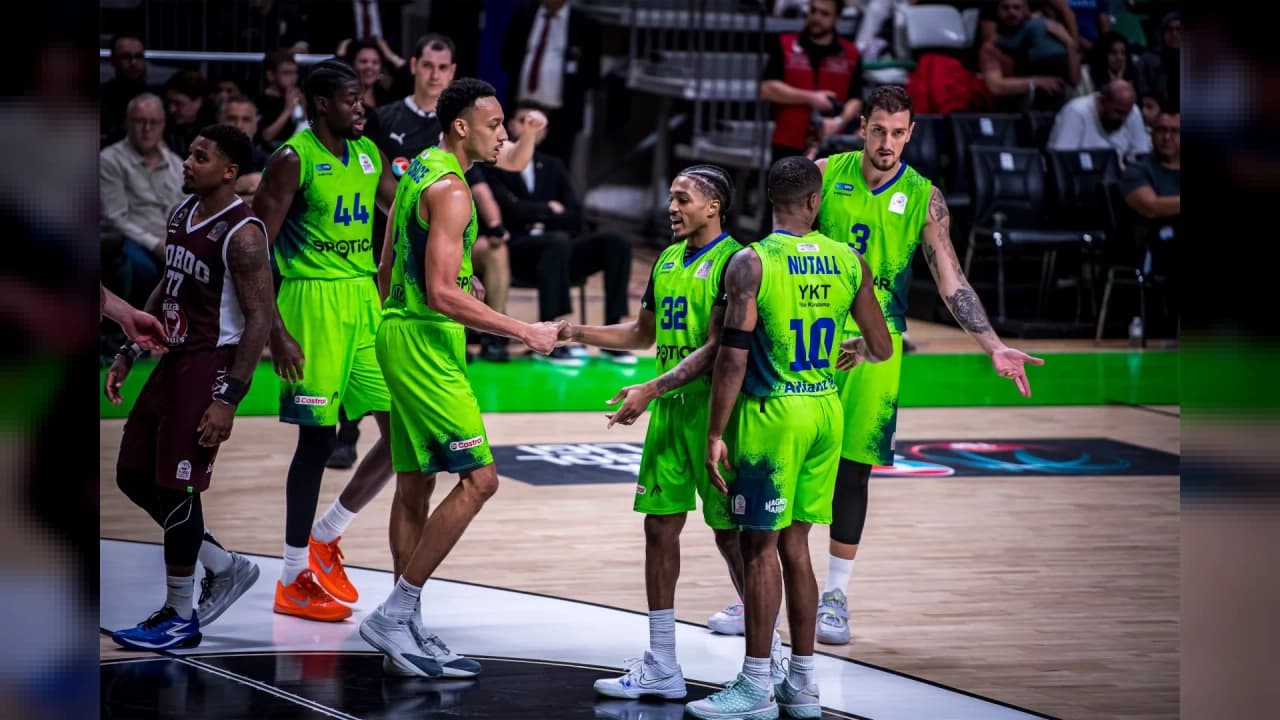 TOFAŞ, Türkiye Sigorta Basketbol Süper Liginde Esenler Eroksporu konuk ediyor