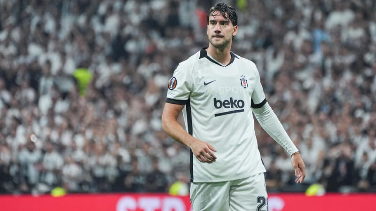 Beşiktaş, Kocaelispor'u 2-1 yendi ve Vlahovic altıncı golüne ulaştı
