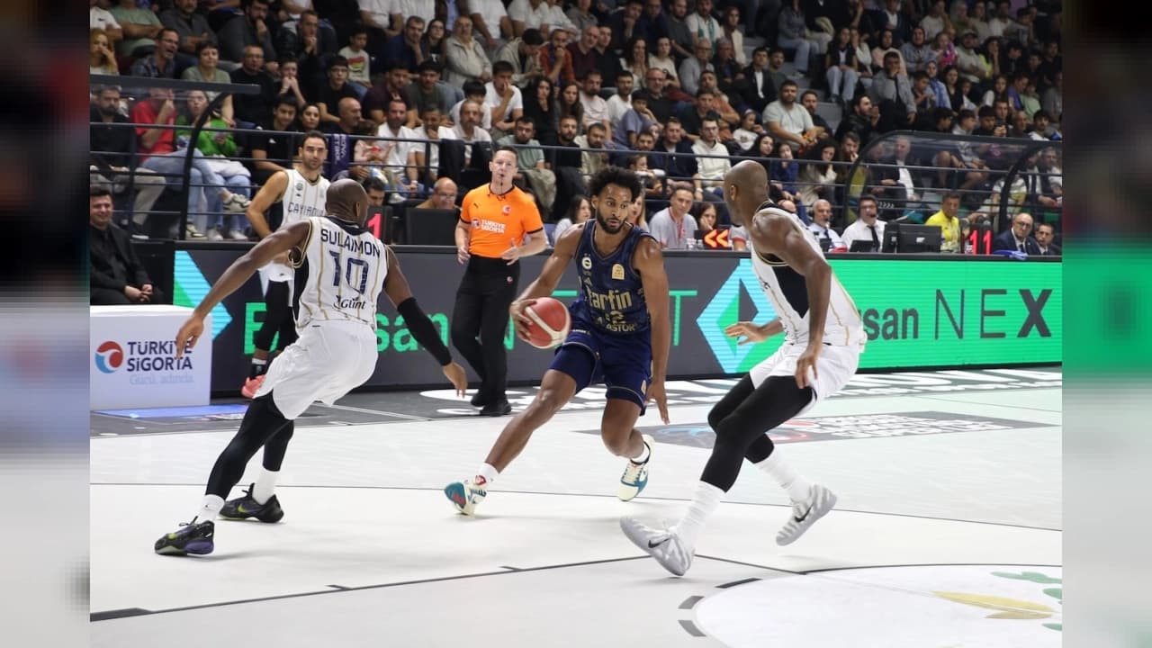 Fenerbahçe Tarfin Deplasmanda Çayırova Belediyespor'u 100-85 Yendi