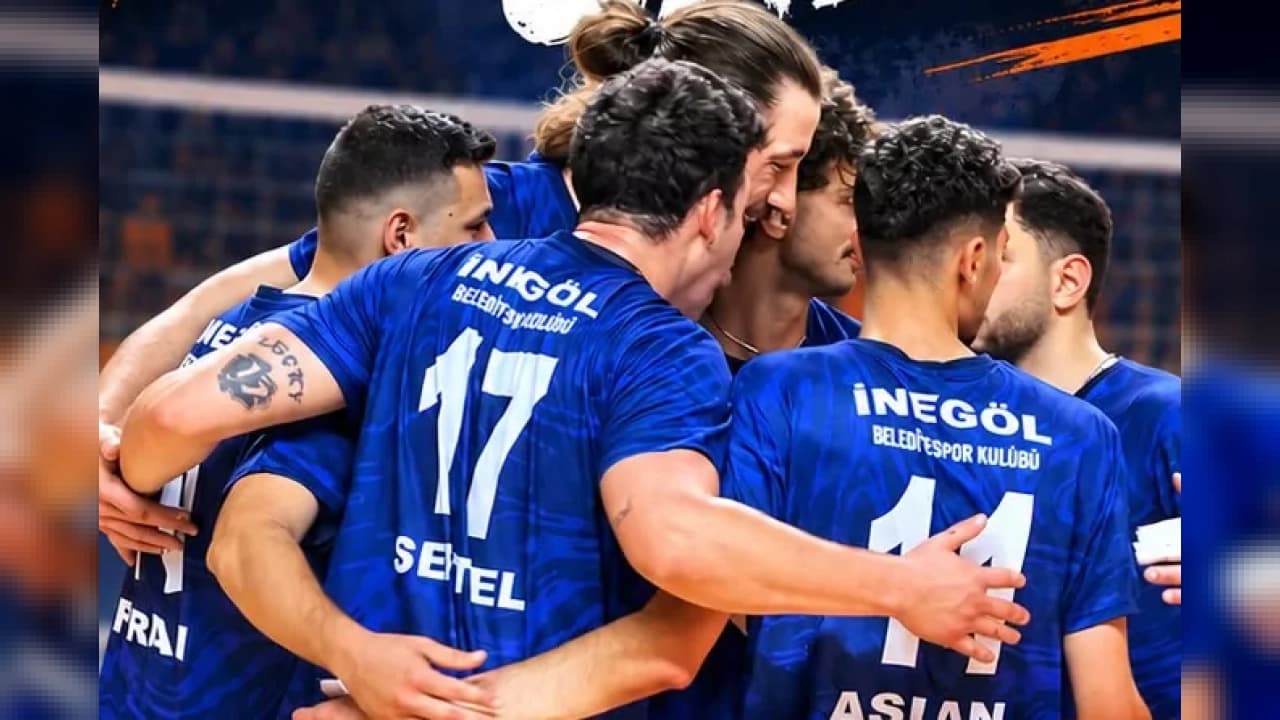 İnegöl Belediyespor voleybolda 4'te 4 yaparak liderliğe yükseldi