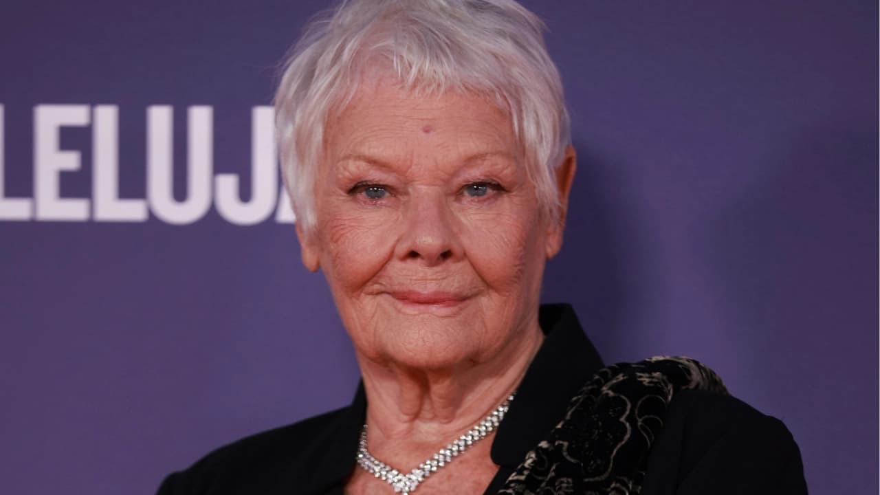 Judi Dench, Gençliğinde Bir Yapımcının Kendisine Film Yıldızı Olamayacağını Söylediğini Açıkladı