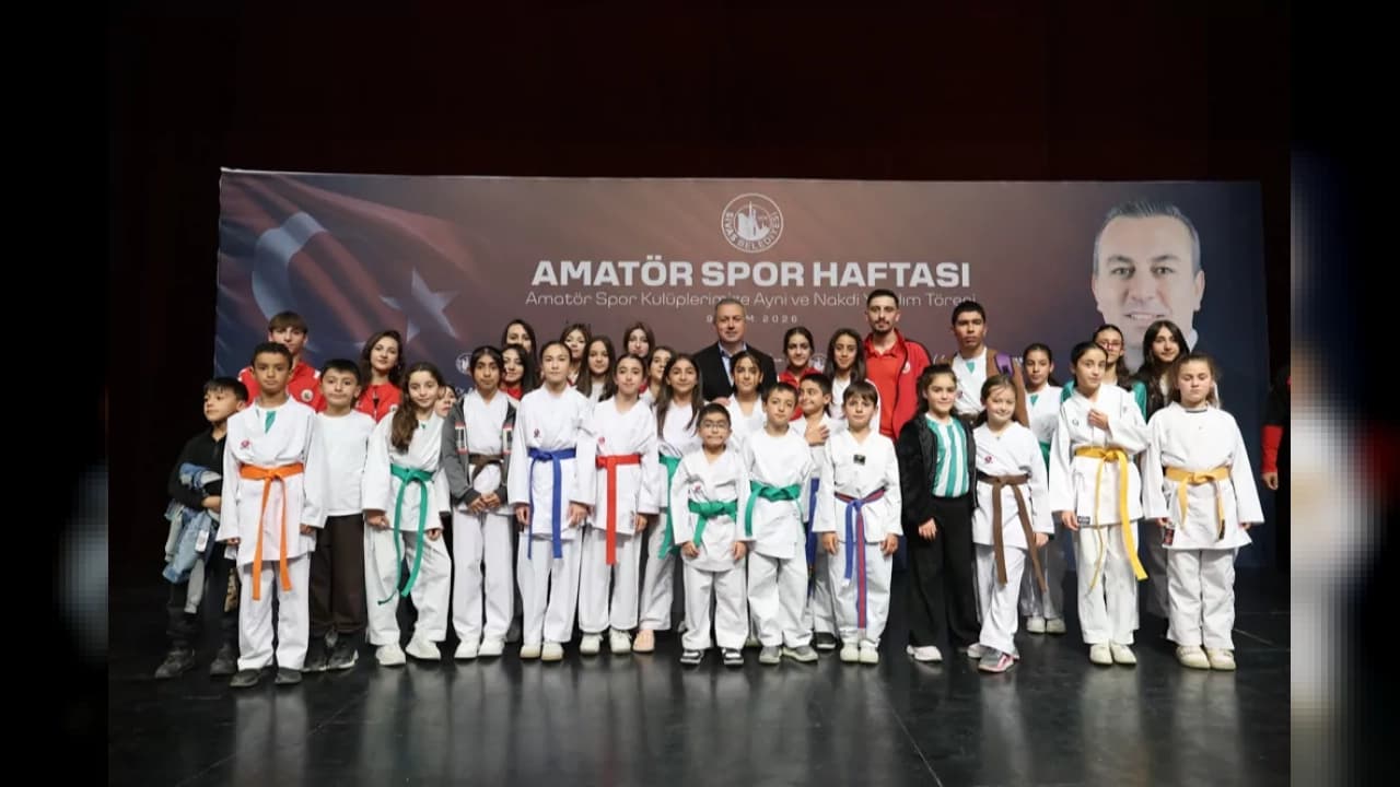 Sivas Beledyesinden Amatör Spor Kulüplerine 6,2 Milyon Lira Destek