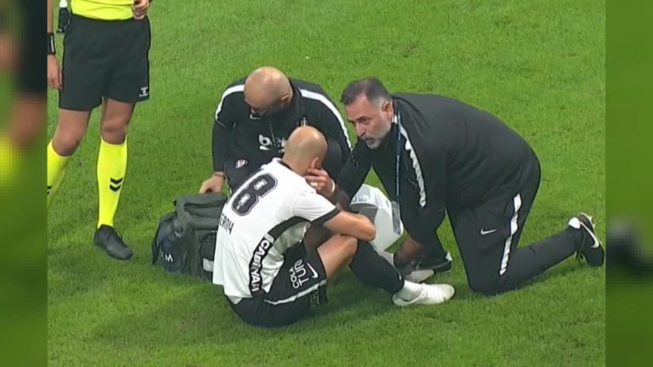 Vaclav Cerny Kocaelispor maçında sakatlandı