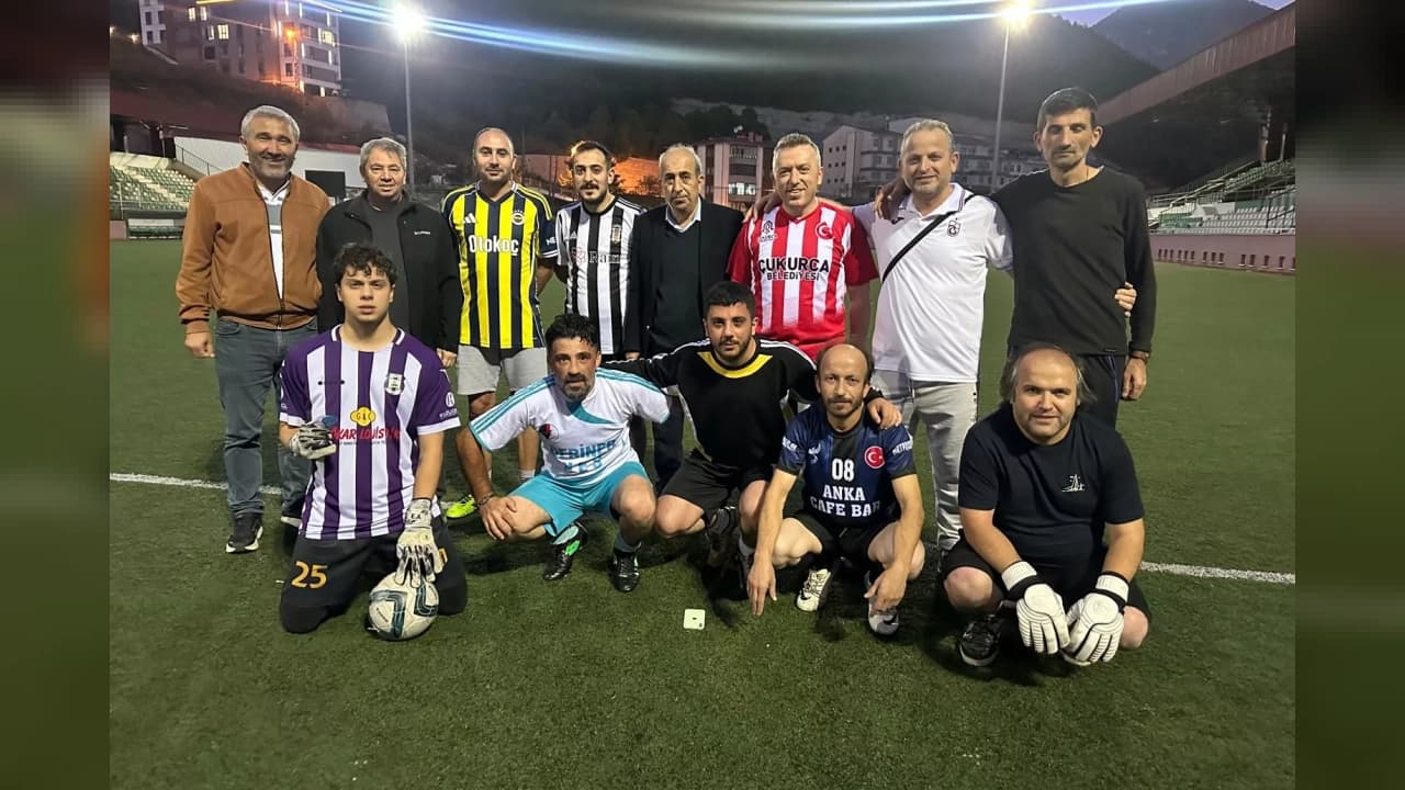 Artvinli gazeteciler Batum'daki Kote Makharadze Kupası'na katılıyor
