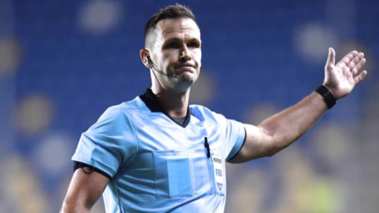 Aston Villa-Fenerbahçe maçını Ivan Kruzliak yönetecek
