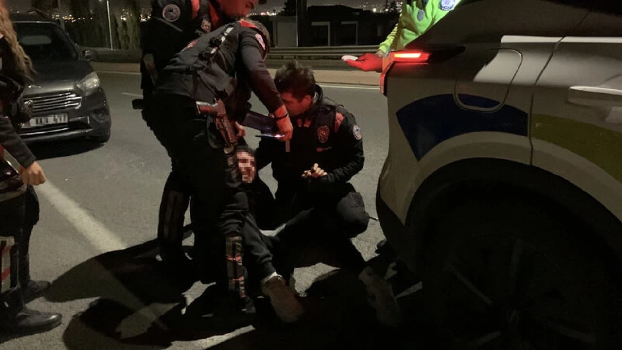 Kayseri'de polisten kaçan 17 yaşındaki ehliyetsiz sürücüye 335 bin lira ceza