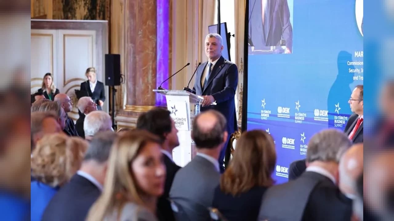 Bakan Bolat: AB Sanayi Projelerinde Türkiye Eşdeğer Ortak Olmalı