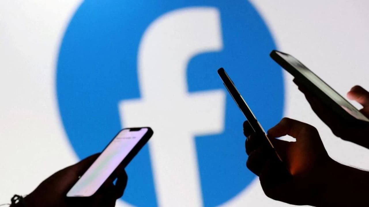 Facebook İçerik Önerileri İçin Senin Algoritman Özelliğini Tanıttı