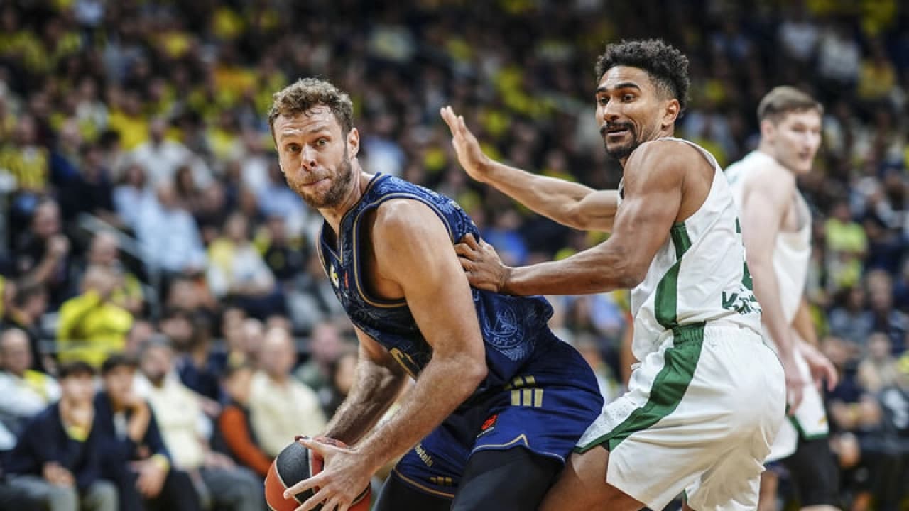 Fenerbahçe Tarfin EuroLeague'de Zalgiris'i 99-80 Mağlup Etti