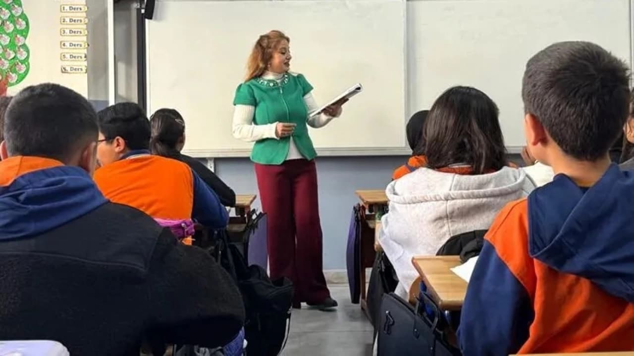Sakarya Karasu'da Şehit Oktay Demirci İlkokulu ve Ortaokulu'nda eğitime ara verildi