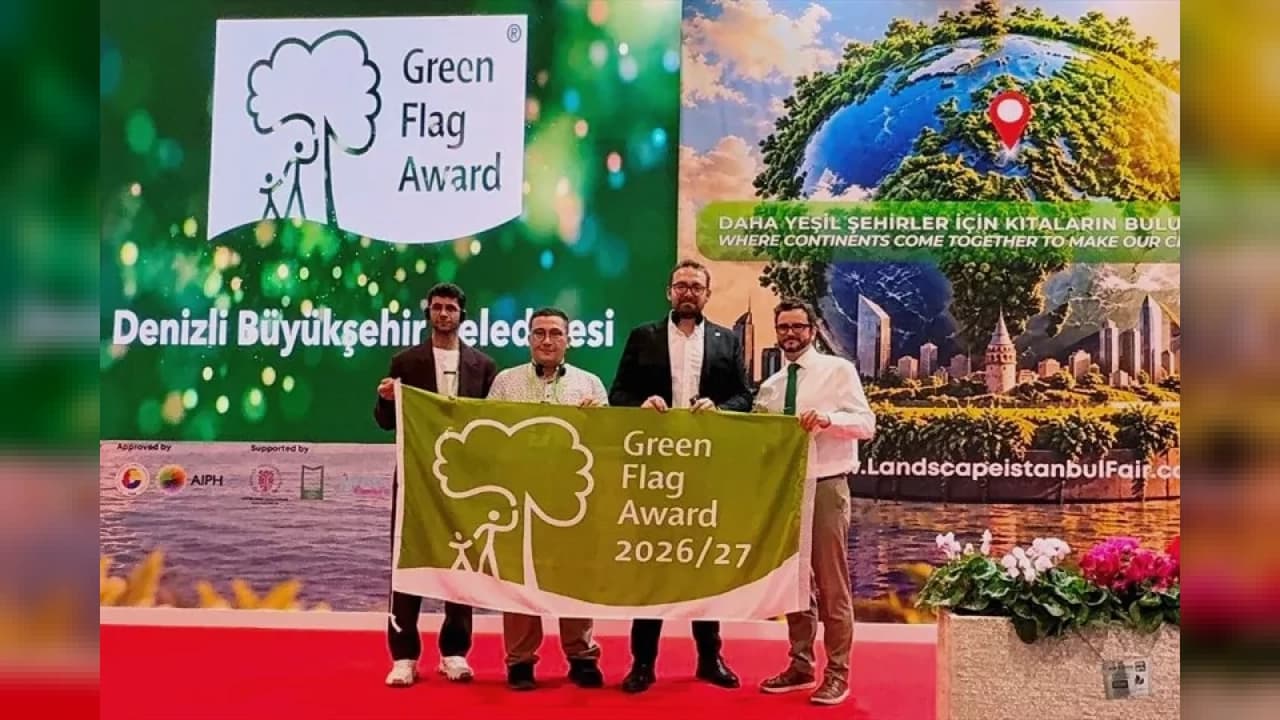 Denizli Türkiye'de En Fazla Yeşil Bayrak Kazanan Belediye Oldu