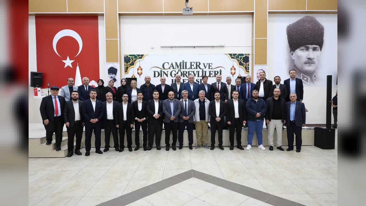 Keçiören'de Din Görevlileri Buluştu: 158 Noktada Bakım Yapıldı